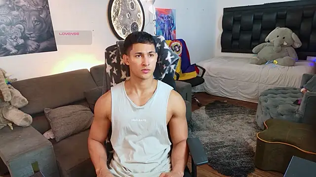 Snapshot of BenjaminCooperk chatting on 07-18-26, 04:05 BenjaminCooperk online show from 07-18-26, 04:05