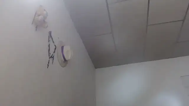 adrixxx38 online show from 11-20-25, 09:58