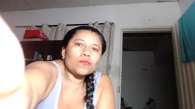 Snapshot of adrixxx38 chatting on 12-20-25, 01:34 adrixxx38 online show from 12-20-25, 01:34