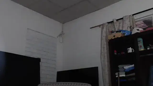 Snapshot of adrixxx38 chatting on 02-09-26, 11:20 adrixxx38 online show from 02-09-26, 11:20