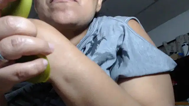 Snapshot of adrixxx38 chatting on 02-15-26, 06:32 adrixxx38 online show from 02-15-26, 06:32