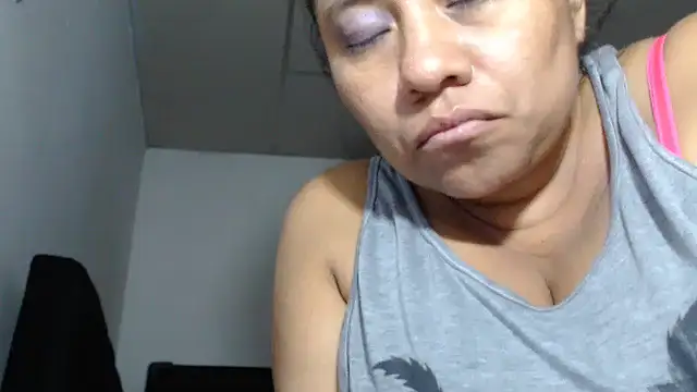 Snapshot of adrixxx38 chatting on 02-15-26, 08:02 adrixxx38 online show from 02-15-26, 08:02