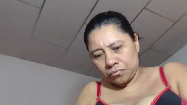 Snapshot of adrixxx38 chatting on 02-22-26, 08:18 adrixxx38 online show from 02-22-26, 08:18