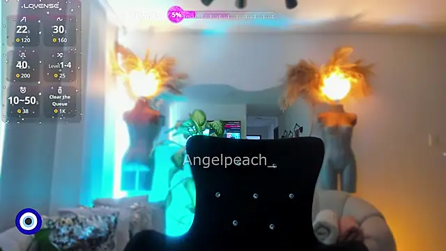 Angel Peach online show from 12-15-25, 01:04