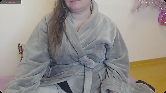 Lady Adrianna online show from 02-28-25, 09:44