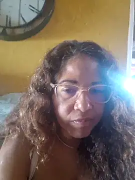 Snapshot of mila38 chatting on 11-06-25, 10:38 mila38 online show from 11-06-25, 10:38