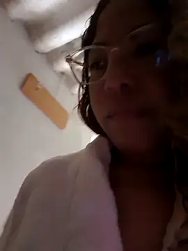 Snapshot of mila38 chatting on 12-16-25, 09:47 mila38 online show from 12-16-25, 09:47