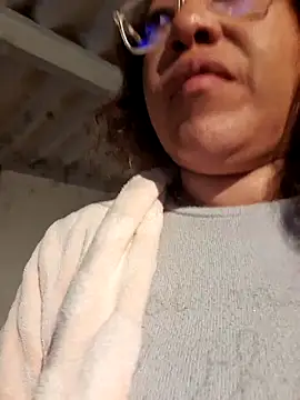 Snapshot of mila38 chatting on 02-19-26, 08:38 mila38 online show from 02-19-26, 08:38