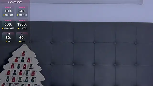 Snapshot of Clara-xoxo chatting on 12-15-25, 01:48 Clara-xoxo online show from 12-15-25, 01:48