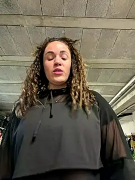 Snapshot of Clara-xoxo chatting on 01-16-26, 08:51 Clara-xoxo online show from 01-16-26, 08:51