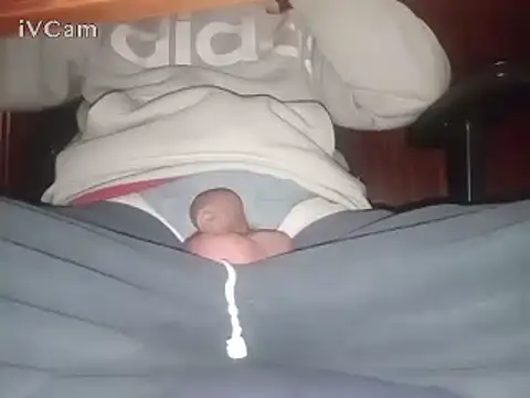 Snapshot of Bigdick666cm chatting on 03-16-25, 03:04 Bigdick666cm online show from 03-16-25, 03:04