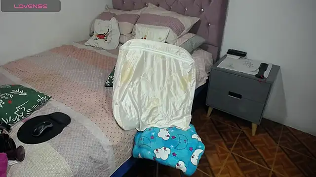 cristin doll  online show from 01-09-25, 07:18