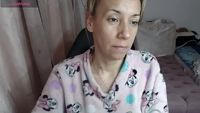 Snapshot of cristin_doll_ chatting on 02-16-26, 01:07 cristin doll online show from 02-16-26, 01:07