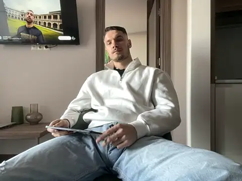 Hot  Tiger online show from 03-04-25, 12:44