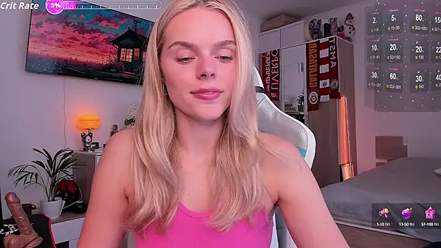 Snapshot of CharliSweet chatting on 09-15-25, 12:16 CharliSweet online show from 09-15-25, 12:16