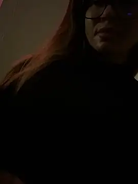 Snapshot of Etwas_neugierig chatting on 12-16-24, 06:32 Etwas neugierig online show from 12-16-24, 06:32