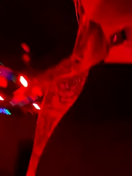 Snapshot of Etwas_neugierig chatting on 11-13-25, 05:56 Etwas neugierig online show from 11-13-25, 05:56