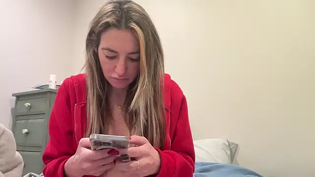 Snapshot of AmandaStarryNight chatting on 12-25-24, 01:19 AmandaStarryNight online show from 12-25-24, 01:19