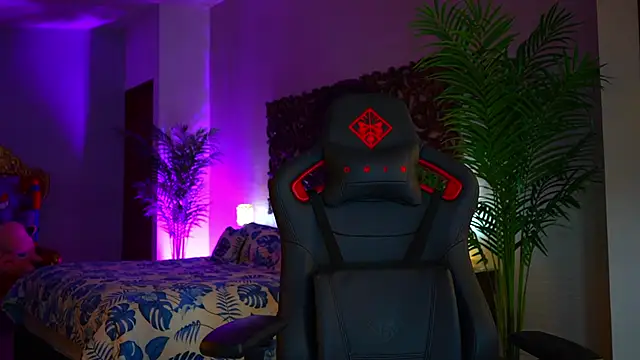 Snapshot of ambarEvans chatting on 12-11-24, 01:26 ambarEvans online show from 12-11-24, 01:26