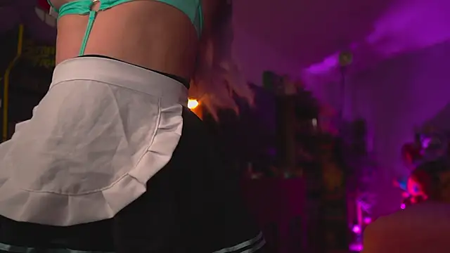 Snapshot of ambarEvans chatting on 02-02-25, 11:21 ambarEvans online show from 02-02-25, 11:21