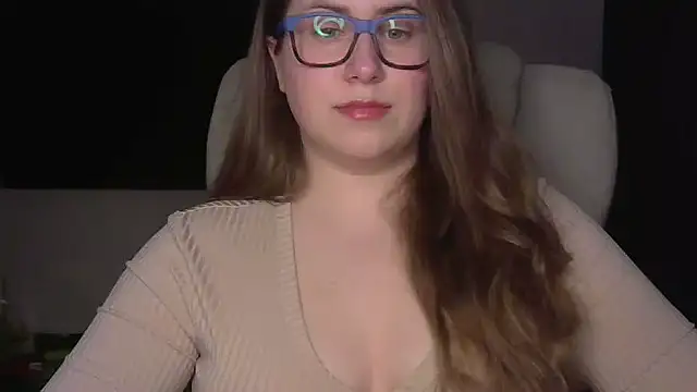 Snapshot of SeasonalSomeone chatting on 03-15-26, 11:33 SeasonalSomeone online show from 03-15-26, 11:33