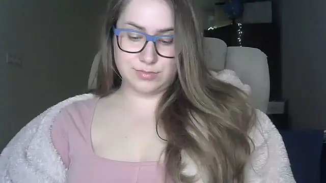 SeasonalSomeone online show from 05-04-26, 10:39