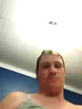 Snapshot of MaddyC6992 chatting on 03-07-25, 10:24 MaddyC6992 online show from 03-07-25, 10:24