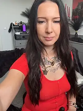 Trixie-Tainted online show from 07-01-26, 11:56