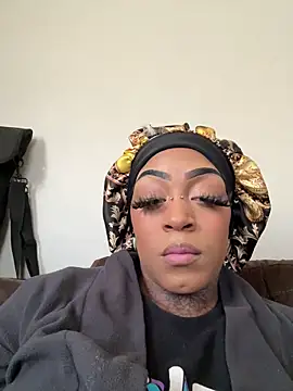 Snapshot of Creamesensation chatting on 01-14-25, 08:15 Creamesensation online show from 01-14-25, 08:15