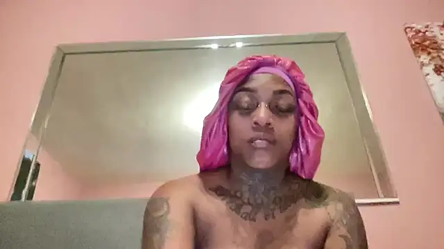 Snapshot of Creamesensation chatting on 02-18-25, 08:16 Creamesensation online show from 02-18-25, 08:16