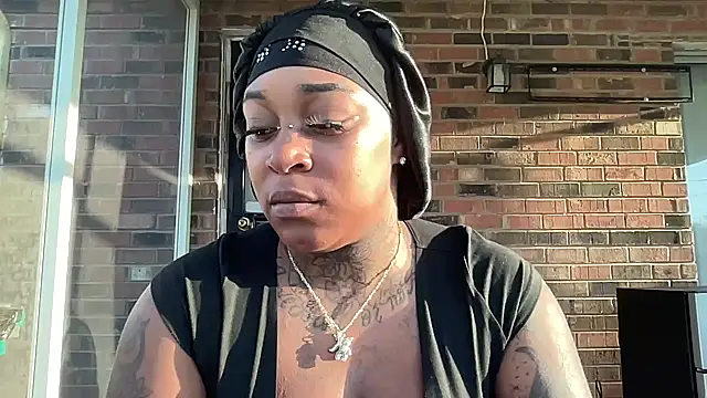 Snapshot of Creamesensation chatting on 09-17-25, 12:40 Creamesensation online show from 09-17-25, 12:40