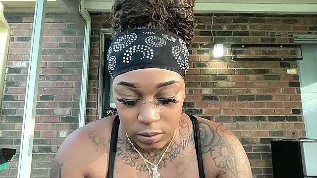 Snapshot of Creamesensation chatting on 09-19-25, 01:01 Creamesensation online show from 09-19-25, 01:01