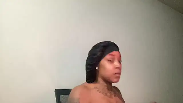 Snapshot of Creamesensation chatting on 01-07-26, 04:59 Creamesensation online show from 01-07-26, 04:59