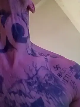 Snapshot of Casey884life chatting on 12-21-25, 06:53 Casey884life online show from 12-21-25, 06:53