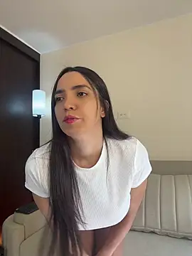 Snapshot of NataliaBuiles chatting on 07-28-26, 02:57 NataliaBuiles online show from 07-28-26, 02:57