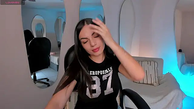 MorganHicks online show from 02-18-26, 07:54