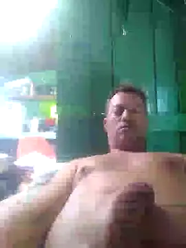 Snapshot of Alvaro2017 chatting on 01-15-25, 06:29 Alvaro2017 online show from 01-15-25, 06:29