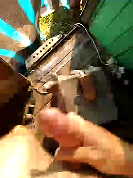 Snapshot of Alvaro2017 chatting on 02-23-25, 08:55 Alvaro2017 online show from 02-23-25, 08:55