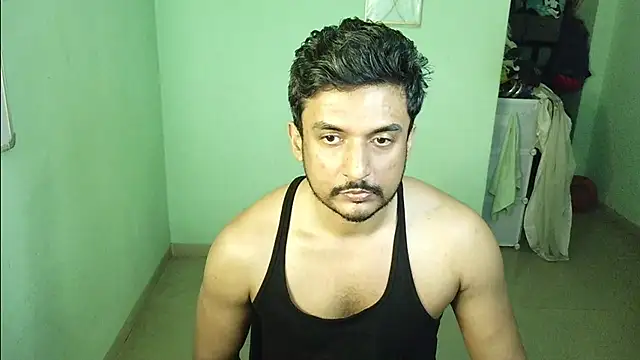 Snapshot of daringcutie chatting on 01-08-26, 02:25 daringcutie online show from 01-08-26, 02:25