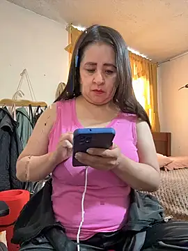 latinfemale online show from 07-10-26, 08:44