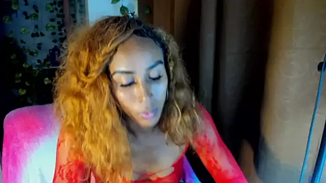 Snapshot of CarameloCeron chatting on 09-30-25, 02:55 CarameloCeron online show from 09-30-25, 02:55