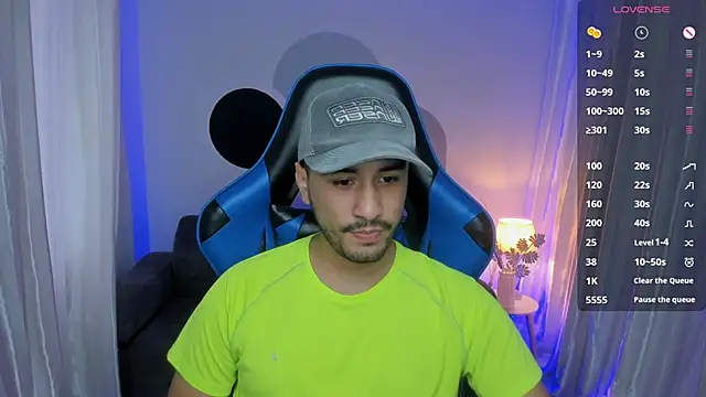 Snapshot of Nick_Moca chatting on 12-13-24, 09:52 Nick Moca online show from 12-13-24, 09:52