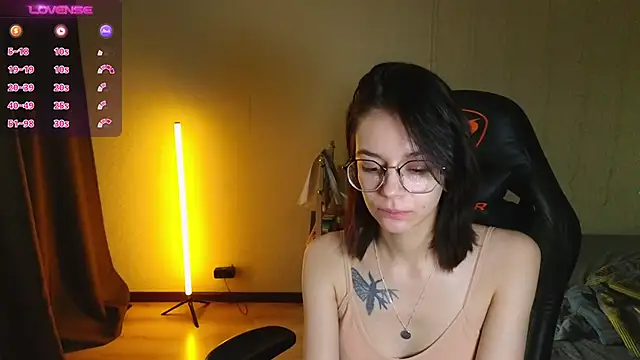 Snapshot of alyssa_sweet chatting on 01-20-25, 06:21 alyssa sweet online show from 01-20-25, 06:21