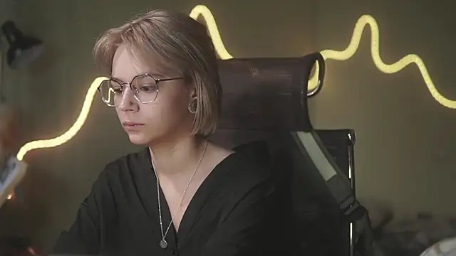 alyssa sweet online show from 05-05-26, 05:15