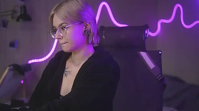 alyssa sweet online show from 05-13-26, 03:04
