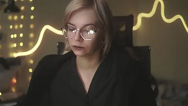 alyssa sweet online show from 05-18-26, 05:02