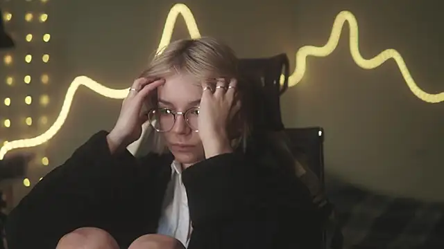 alyssa sweet online show from 05-22-26, 05:03