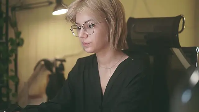 alyssa sweet online show from 05-29-26, 04:32