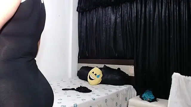 venuz mendoza20 online show from 03-23-26, 01:04