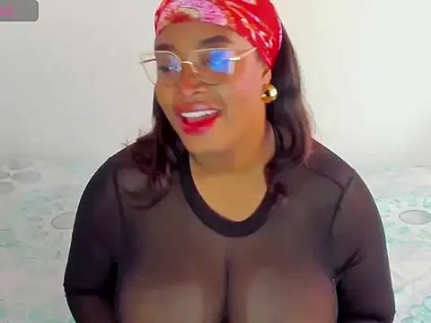 Snapshot of NinaGrey_ chatting on 02-07-26, 03:05 NinaGrey online show from 02-07-26, 03:05